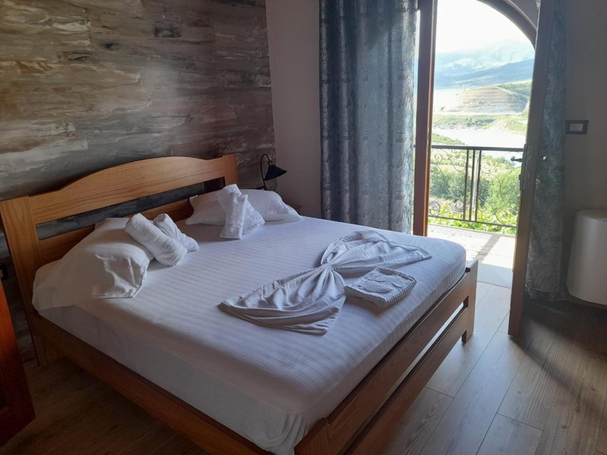 Hostel Bujtina Te Xhako Përmet Zewnętrze zdjęcie
