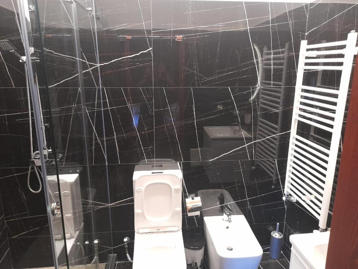 Hostel Bujtina Te Xhako Përmet Zewnętrze zdjęcie