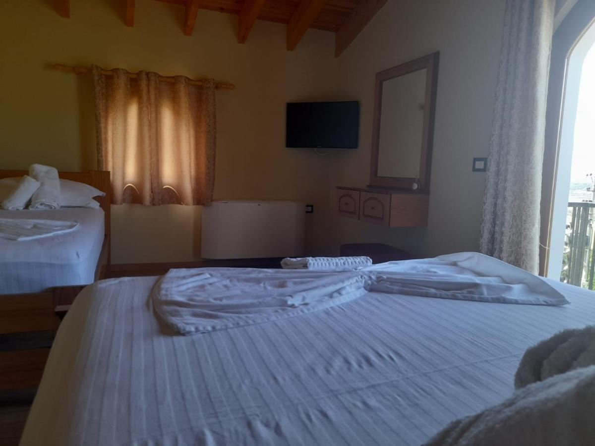 Hostel Bujtina Te Xhako Përmet Zewnętrze zdjęcie