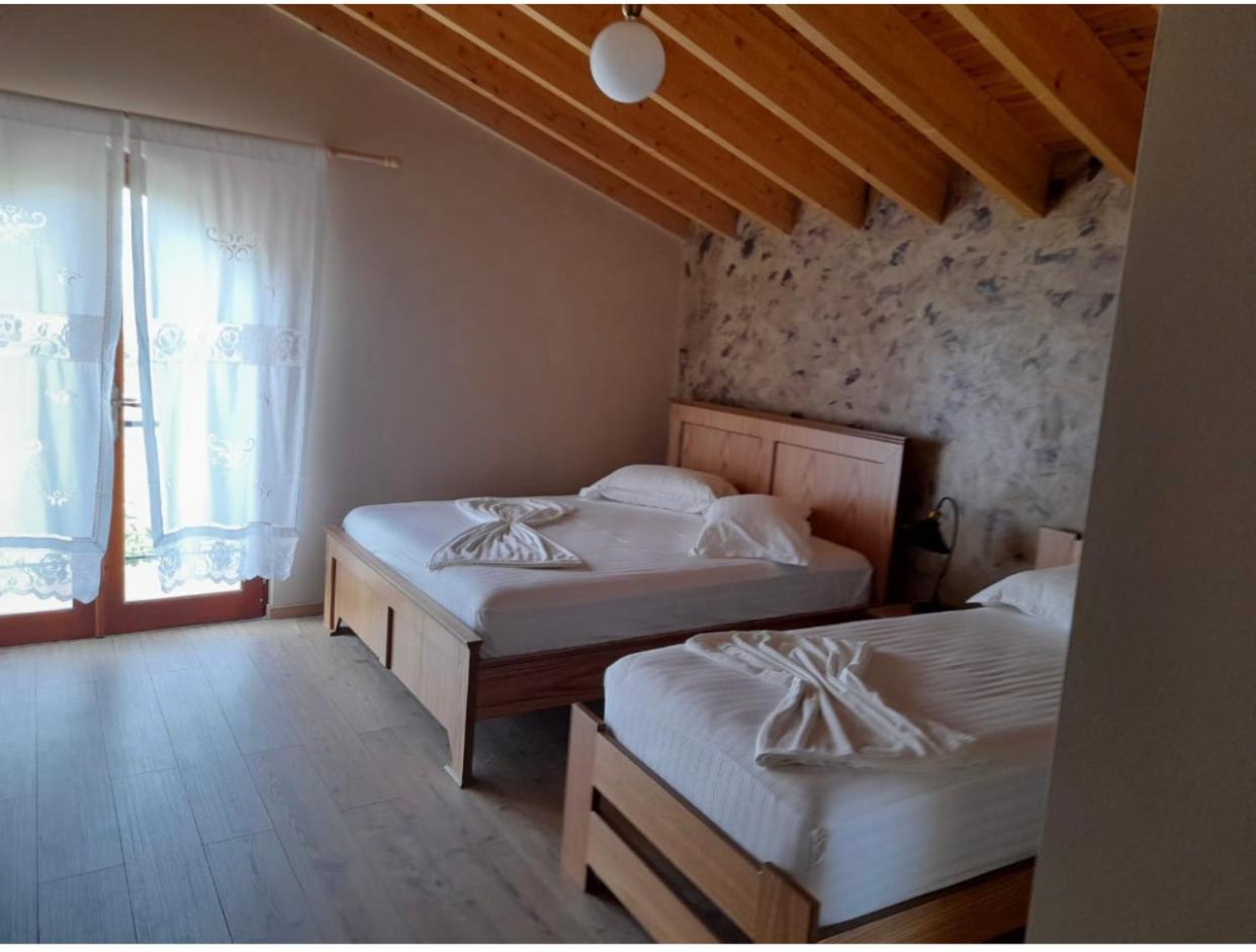 Hostel Bujtina Te Xhako Përmet Zewnętrze zdjęcie